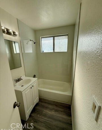 Building Photo - 44411 Kingtree Ave