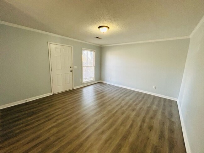 Building Photo - 4433 Torrance Dr NW