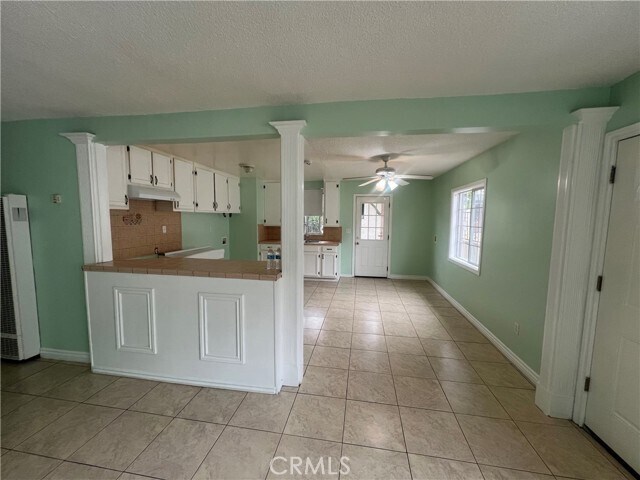 Foto del edificio - 4612 W 169th St