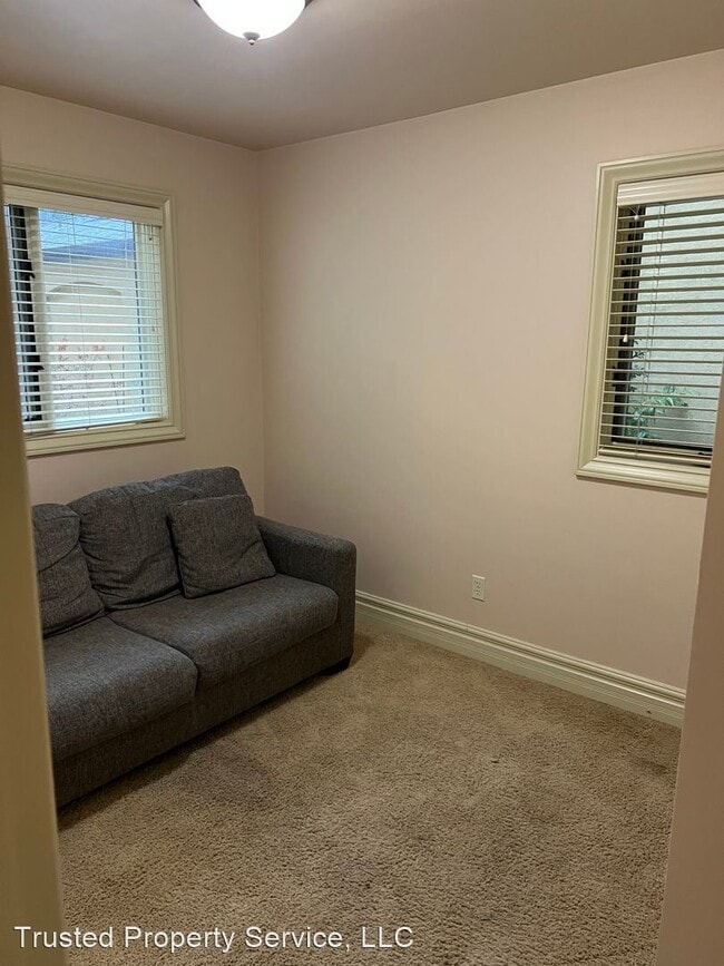 Building Photo - 3 br, 2.5 bath House - 2795 Lord Byron Place
