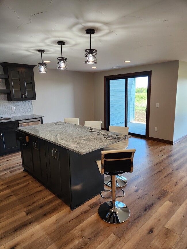Building Photo - 5506 W Vision Cir