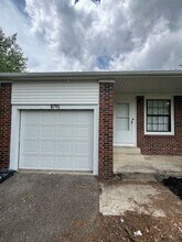 Building Photo - 8795 Creve Coeur Ln