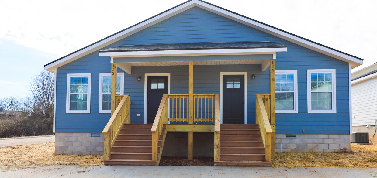 Primary Photo - 123 Chrisna Maria Dr