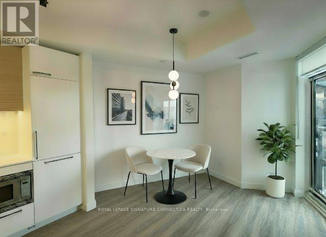 Photo du bâtiment - 1050 Eastern Ave