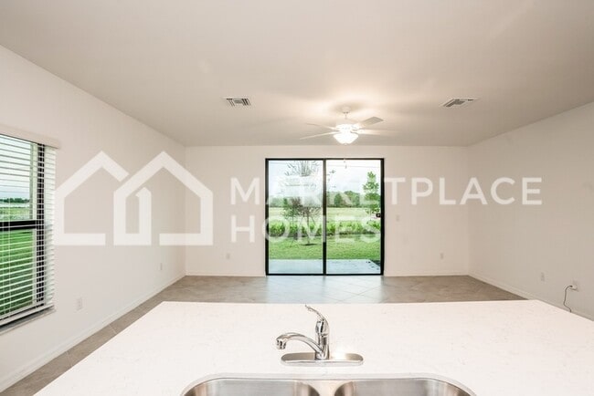 Foto del edificio - 2005 E Landings Wy