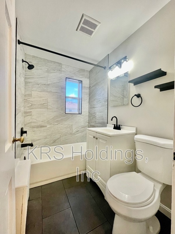 Building Photo - 2809 16th Rd S