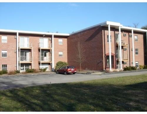 Primary Photo - Meadowview Apartments