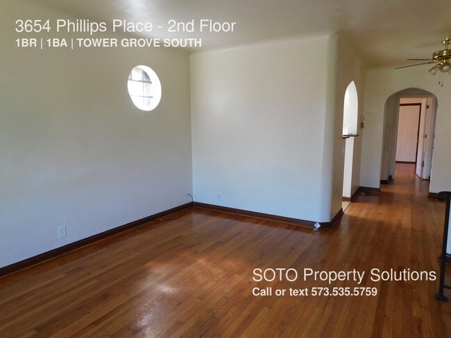Foto del edificio - 3654 Phillips Pl