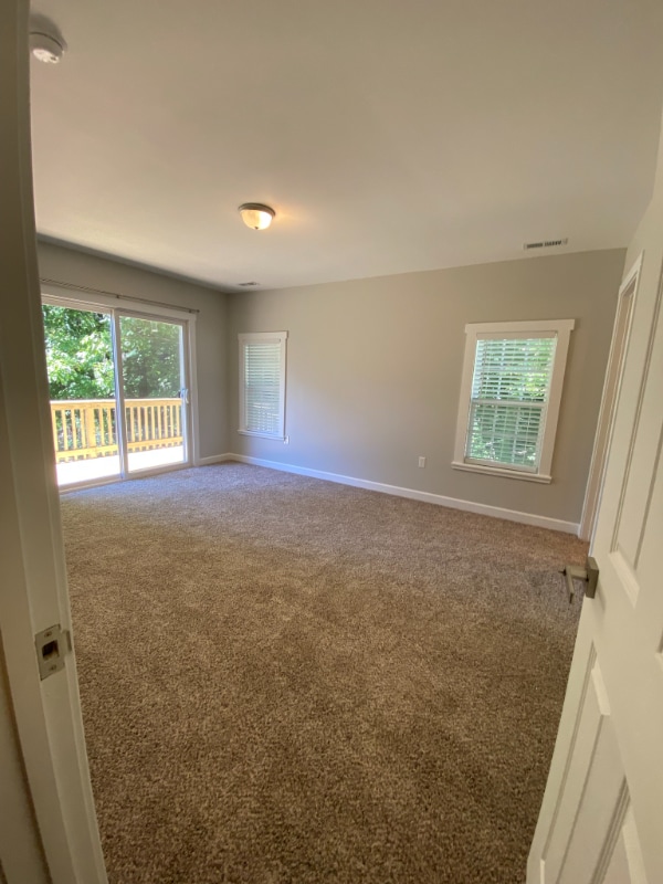 Photo - 220 Archdale Dr House