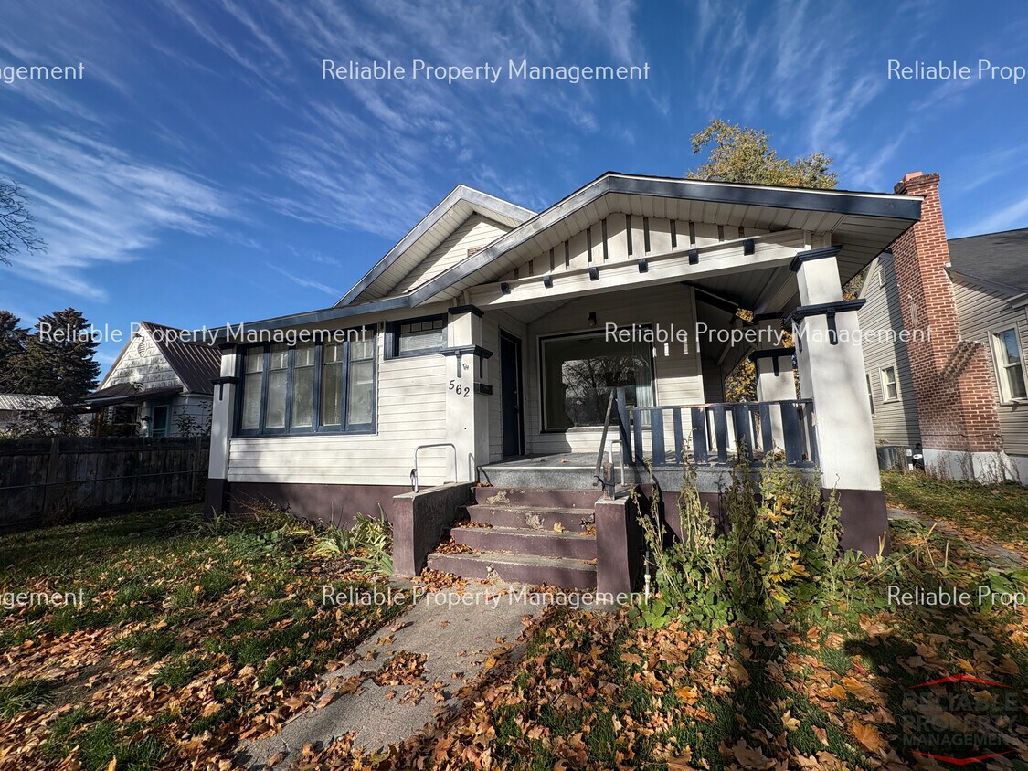 Foto principal - 562 I St