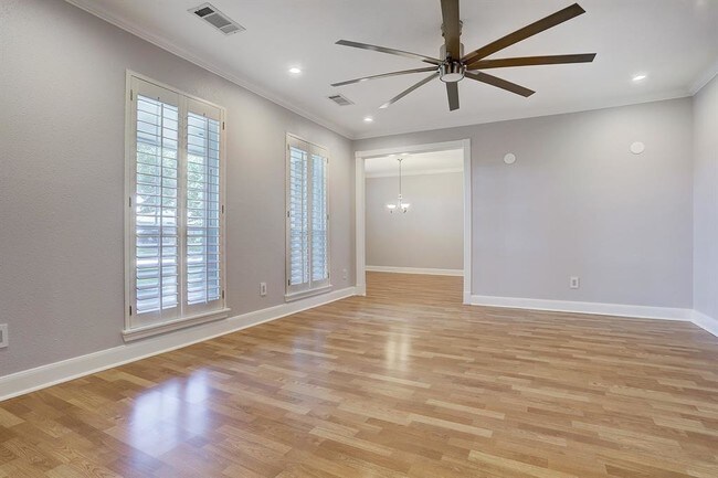 Foto del edificio - 7206 Shavelson St
