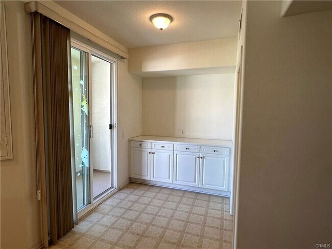 Foto del edificio - 155 Stepping Stone