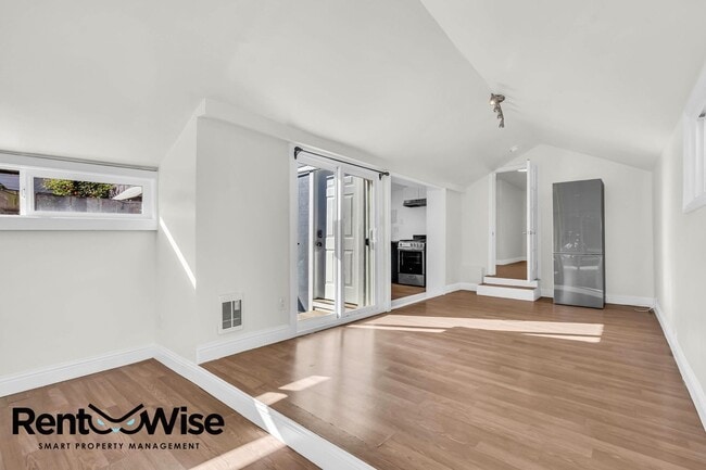 Building Photo - 4525-4529 Irving St. SF