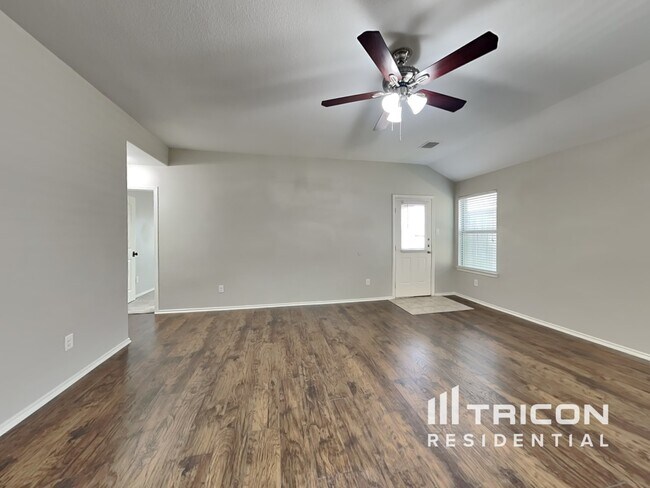 Building Photo - 23319 Dukes Run Dr
