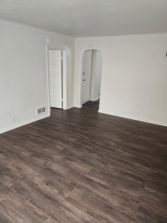 Sala de estar - 834 Lane Blvd