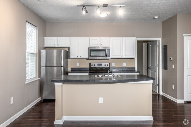 The Maple 1BR, 1BA - Kitchen - The Green