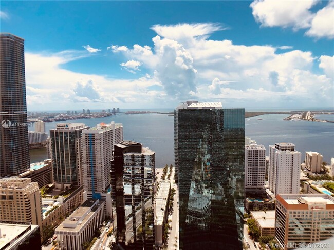 Building Photo - 1300 S Miami Ave