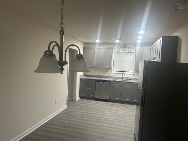 Building Photo - 4978 Ivylog Ct