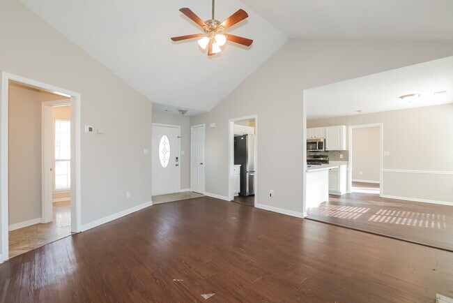 Foto del edificio - 231 Carson's Cove