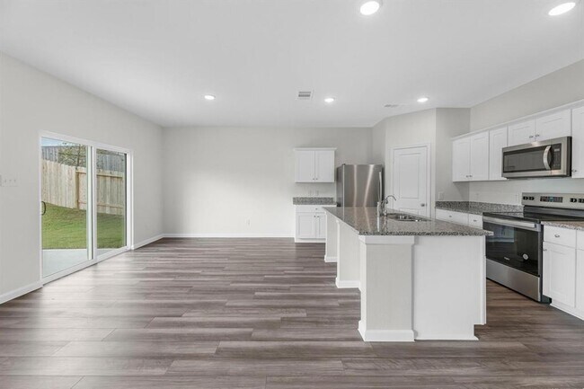 Building Photo - 15347 Abella Dr