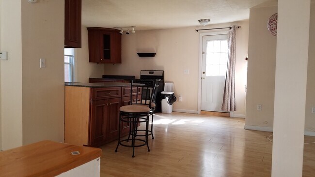 Foto del edificio - 486-488 S. Goodman