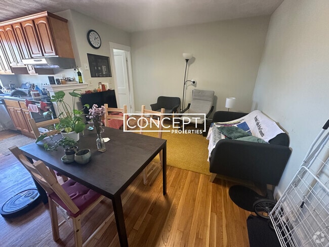 Building Photo - 406 Highland Ave