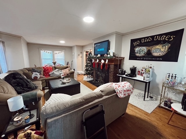 Building Photo - 1844 Woodland Ave