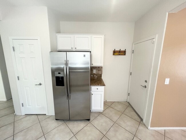 Building Photo - 3/BD 2/BA Golf Course Living at Its Finest...