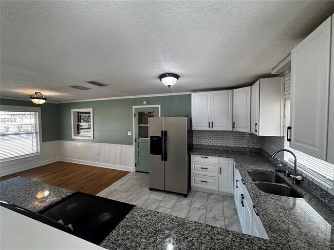 Foto del edificio - 431 Richey Rd