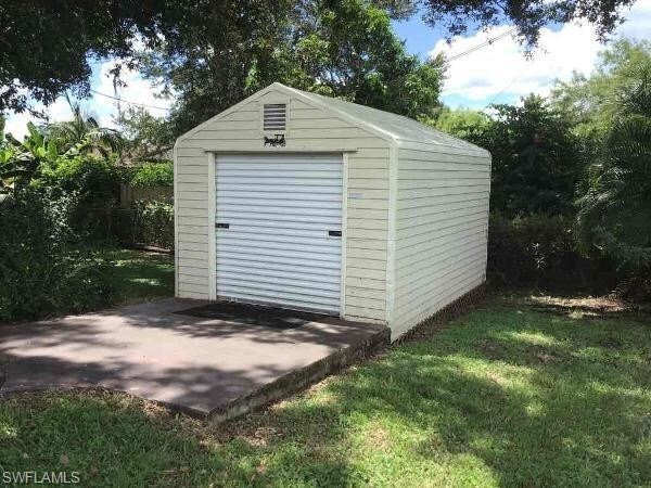 Building Photo - 2161 Tropic Ave