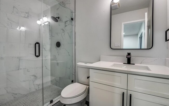 Foto del edificio - 7310 Chinaberry Rd