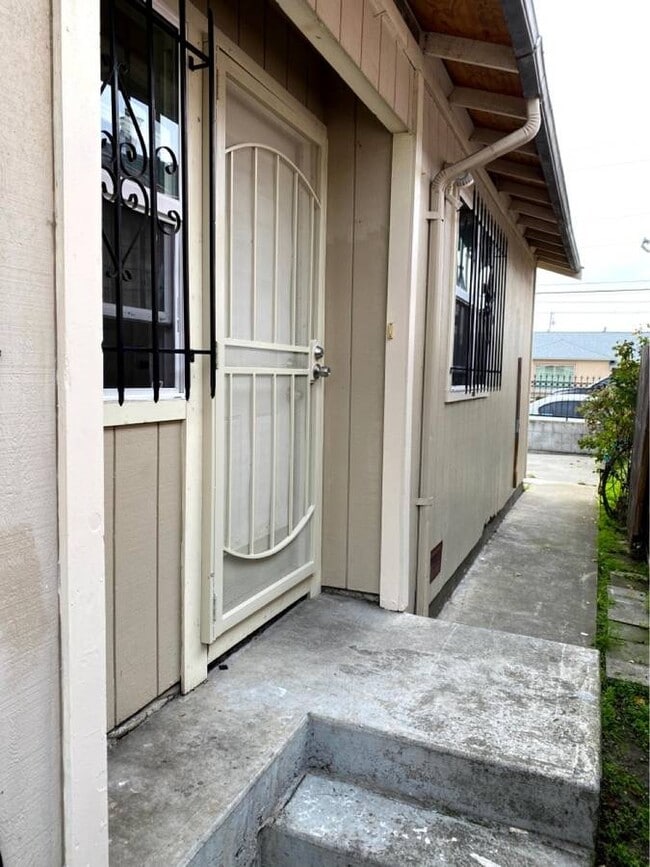 Foto del edificio - 560 3rd St