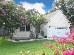 Building Photo - 1038 Cashew Ln