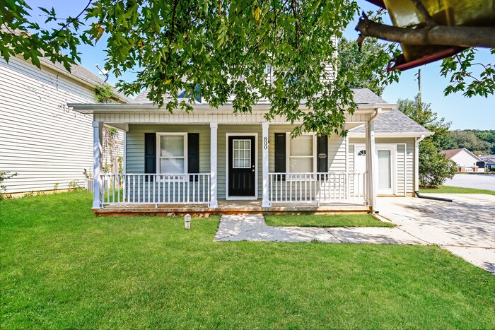 Foto principal - 800 Tramore Dr