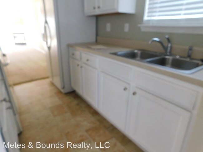 Building Photo - 2 br, 2 bath House - 1703 Summerwoods Lane