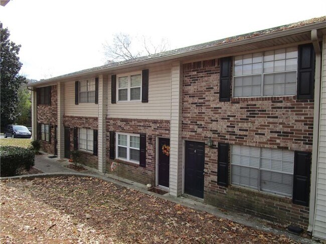 Building Photo - 1235 Riverside Dr