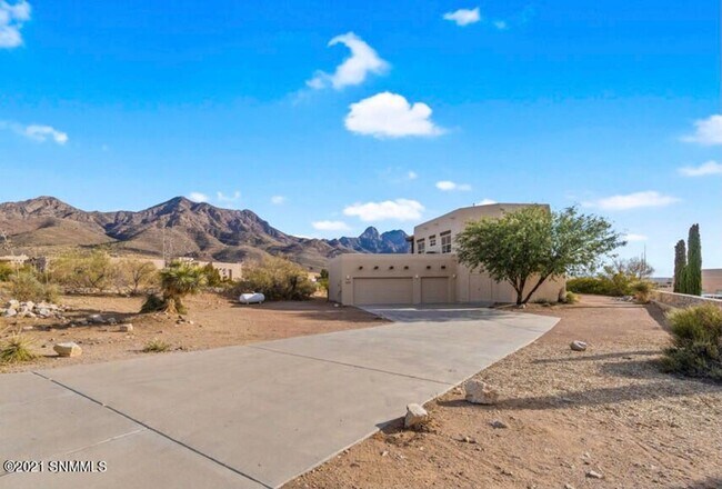 Foto del edificio - $500 off first months rent, Beautiful Home...
