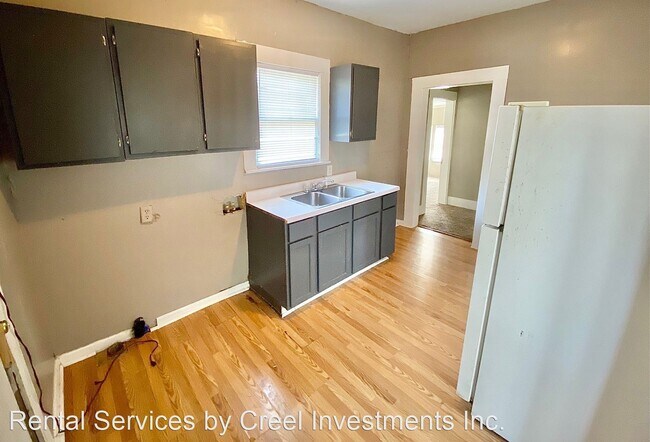 Building Photo - 3 br, 1 bath House - 4303 Kenneth Avenue