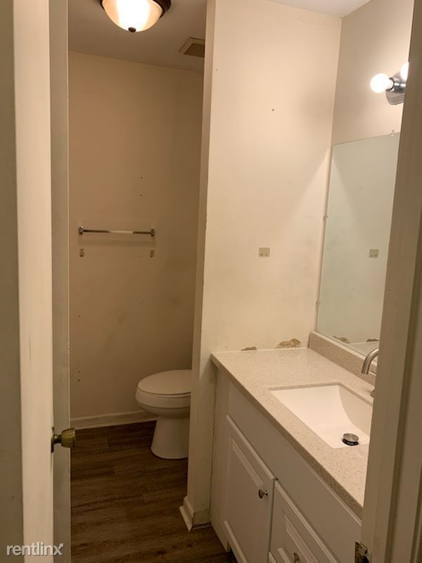Building Photo - 2 br, 1 bath 4plex - 2090 South 2nd Street C