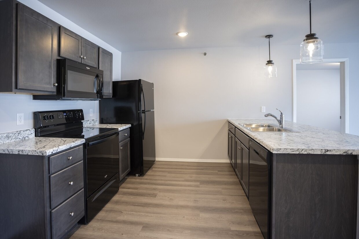 The Pitch Apartments in Waukee, IA