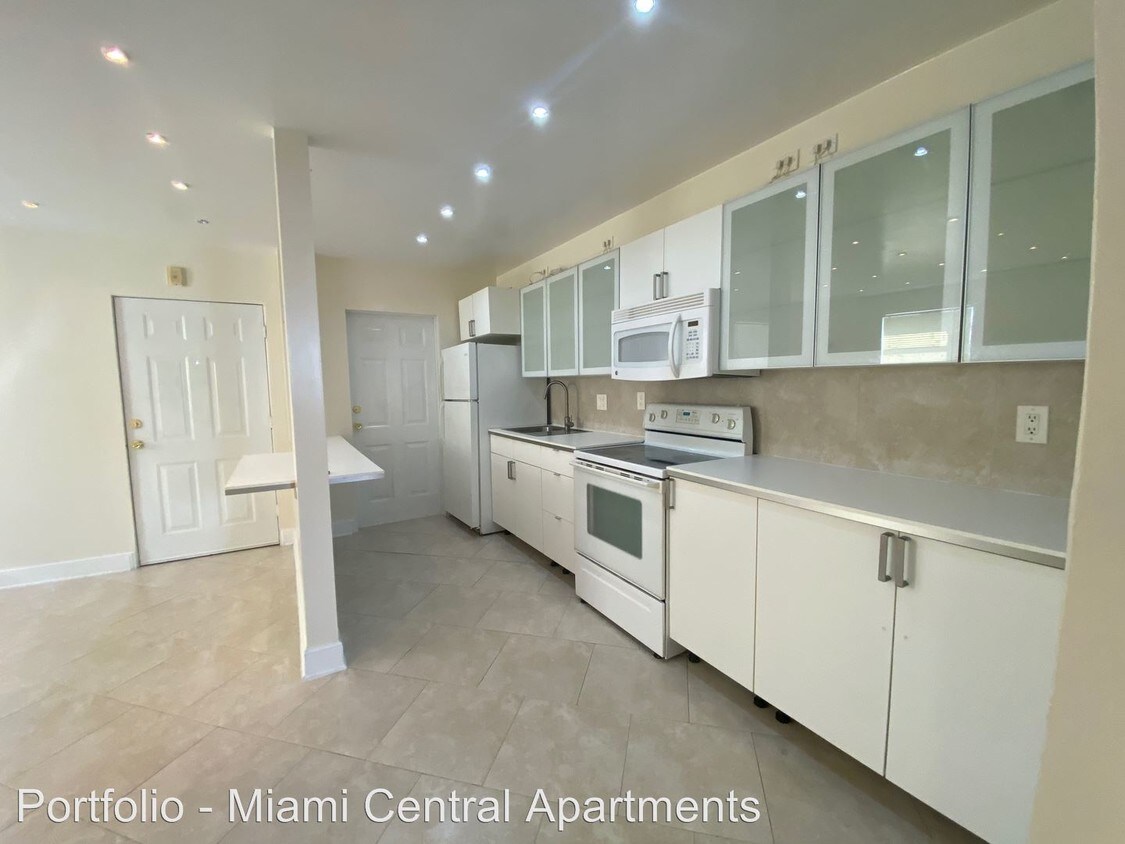 Foto principal - 410 NW 7th St