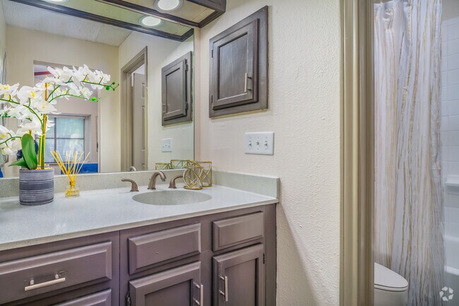 2HAB, 3BA - 115SF Cuarto de baño 3 - The Alto