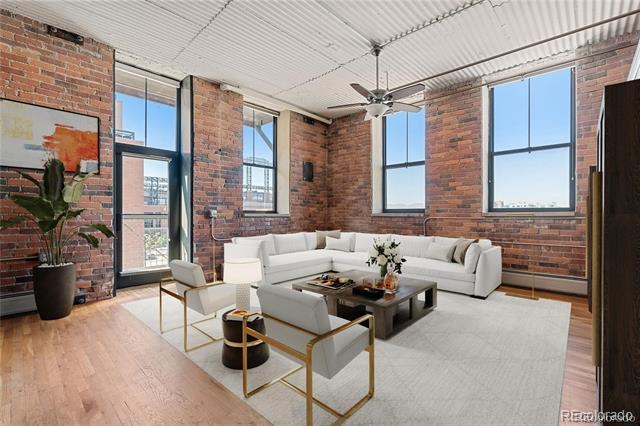 Building Photo - 2261 Blake St