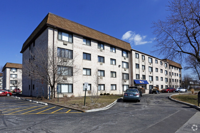 Building Photo - Midpointe Apartments