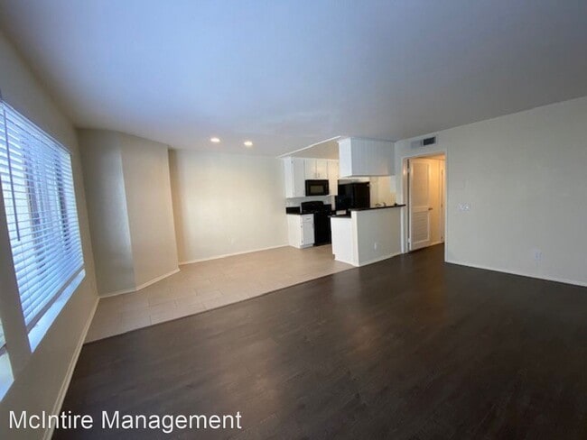 Building Photo - 4353 Coldwater Canyon Ave