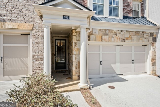 Building Photo - 203 Nottaway Ln