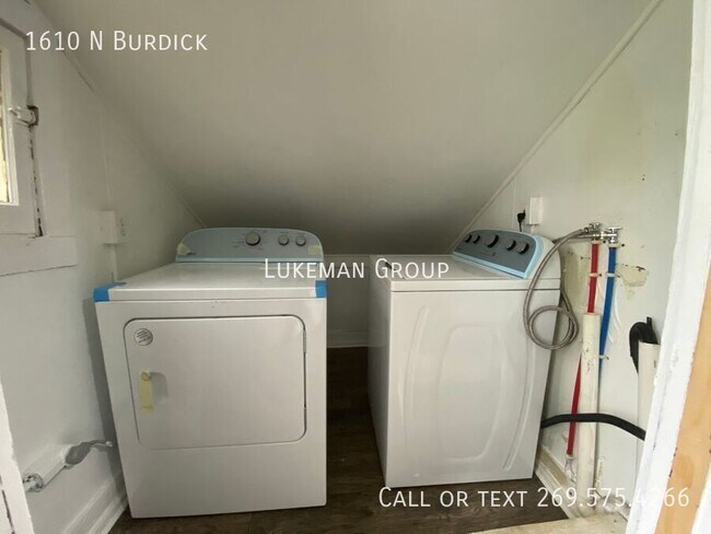 Foto del edificio - Northside 2 Bedroom Bungalow