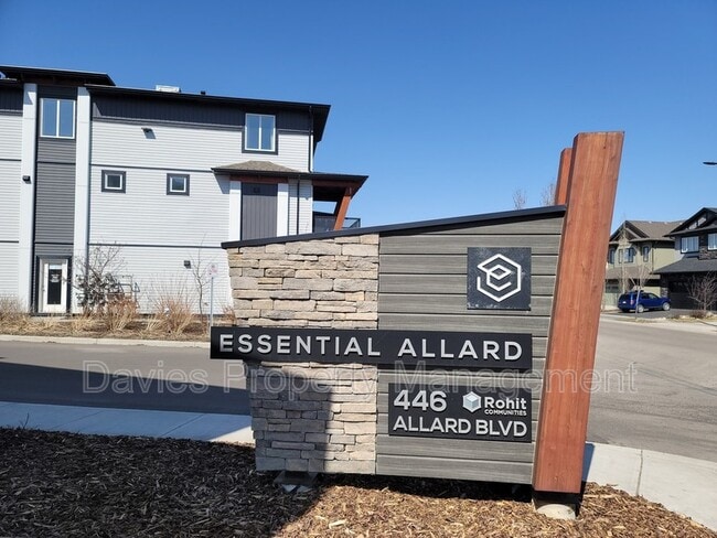 Building Photo - 446 Allard Blvd SW