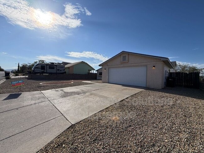 Building Photo - 4520 Rockaway Loop NE