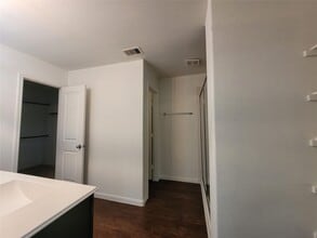 Building Photo - 13911 Cypress Meadows Dr Building Photo - 13911 Cypress Meadows Dr